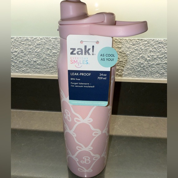 Zack! Barbie Pink Insulated Water Bottle - Picture 1 of 4